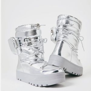 •Mila• Silver Snow/Moon Boots